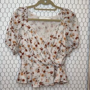 ASTR The Label Floral Top